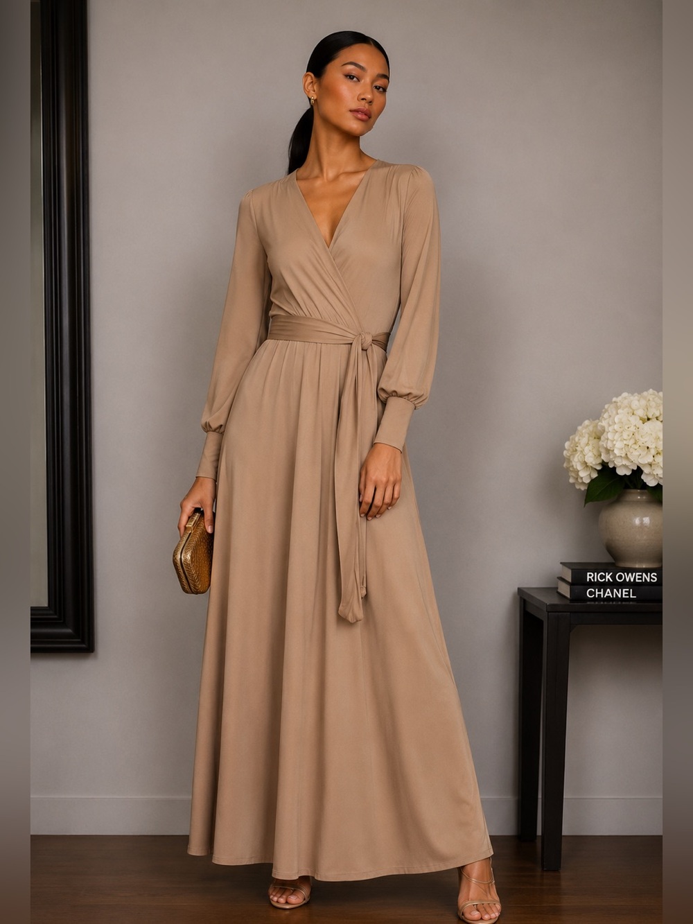 NWT Romeo and Juliet couture maxi dress in gold sz XS